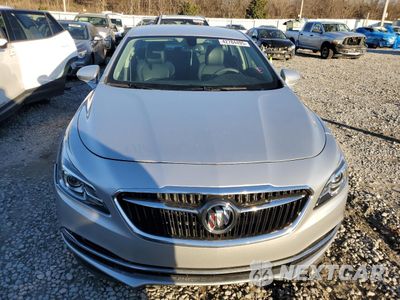 Piąte zdjęcie samochodu w środku: 2018 BUICK LACROSSE ESSENCE VIN:1G4ZP5SZ9JU128352 - miniatura