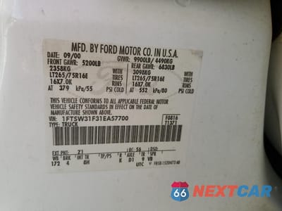 Zdjęcie 12 z 12 samochodu: 2001 FORD F350 SRW SUPER DUTY VIN:1FTSW31F31EA57700 - miniatura