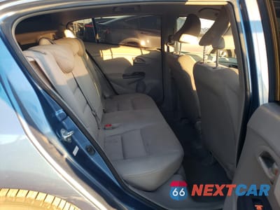 Zdjęcie 11 z 14 samochodu: 2010 HONDA INSIGHT LX VIN:JHMZE2H51AS030763 - miniatura