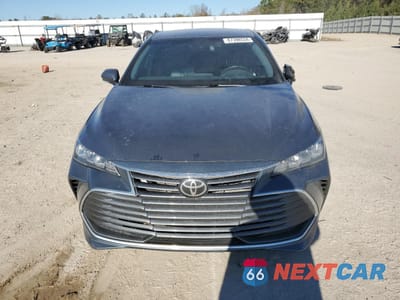 Piąte zdjęcie samochodu w środku: 2022 TOYOTA AVALON XLE VIN:4T1JZ1FBXNU082985 - miniatura