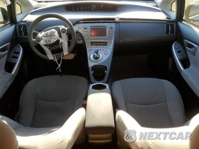 Zdjęcie 8 z 14 samochodu: 2015 TOYOTA PRIUS VIN:JTDKN3DU4F0470078 - miniatura