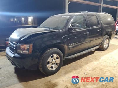 2013 CHEVROLET SUBURBAN C1500 LT 1GNSCJE09DR193546 - główne zdjęcie licytacji z USA - miniatura