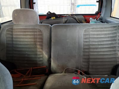 Zdjęcie 10 z 13 samochodu: 1993 JEEP GRAND CHEROKEE LAREDO VIN:1J4GZ58Y8RC119240 - miniatura