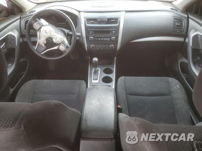 Zdjęcie 8 z 14 samochodu: 2015 NISSAN ALTIMA 2.5 VIN:1N4AL3AP8FN316076 - miniatura