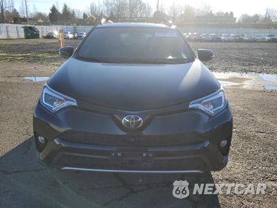 Piąte zdjęcie samochodu w środku: 2018 TOYOTA RAV4 SE VIN:2T3NFREV6JW504868 - miniatura
