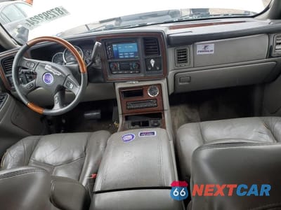 Zdjęcie 8 z 13 samochodu: 2004 CADILLAC ESCALADE VIN:1GYEK63N84R108839 - miniatura