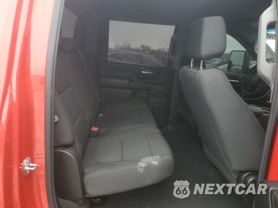 Zdjęcie 10 z 15 samochodu: 2022 CHEVROLET SILVERADO K2500 CUSTOM VIN:1GC1YMEY6NF113216 - miniatura
