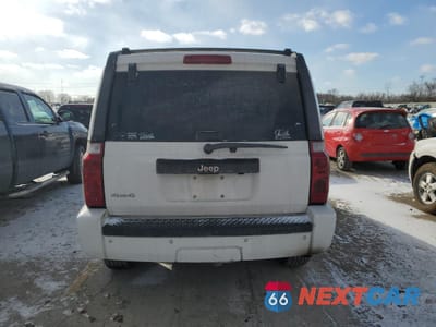 Zdjęcie 6 z 13 samochodu: 2006 JEEP COMMANDER VIN:1J8HG48N96C245904 - miniatura