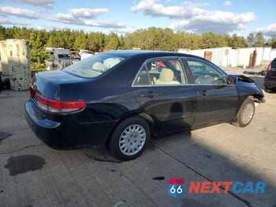 Trzecie zdjęcie samochodu z tyłu: 2003 HONDA ACCORD LX VIN:1HGCM55313A140267 - miniatura