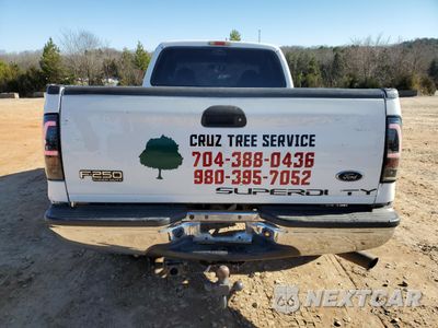 Zdjęcie 6 z 14 samochodu: 2000 FORD F250 SUPER DUTY VIN:1FTNX21S8YEE47610 - miniatura