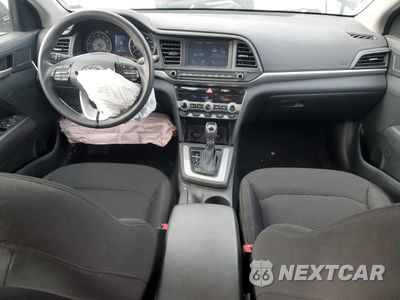 Zdjęcie 8 z 15 samochodu: 2020 HYUNDAI ELANTRA SEL VIN:5NPD84LF9LH540004 - miniatura