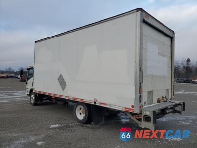 Trzecie zdjęcie samochodu z tyłu: 2018 ISUZU NPR HD VIN:54DC4W1B4JS800208 - miniatura