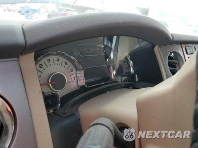 Zdjęcie 9 z 13 samochodu: 2007 FORD EXPEDITION EDDIE BAUER VIN:1FMFU17587LA38120 - miniatura