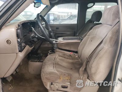Zdjęcie 7 z 15 samochodu: 2002 CHEVROLET SILVERADO K3500 VIN:1GCJK331X2F100465 - miniatura