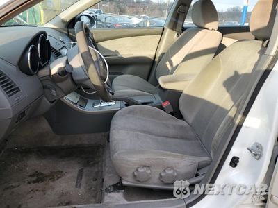 Zdjęcie 7 z 12 samochodu: 2005 NISSAN ALTIMA S VIN:1N4AL11D25C311069 - miniatura