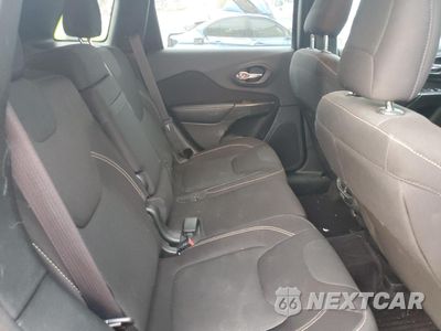Zdjęcie 11 z 15 samochodu: 2016 JEEP CHEROKEE LATITUDE VIN:1C4PJMCB9GW197984 - miniatura