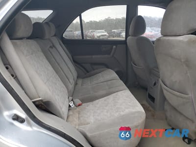 Zdjęcie 11 z 15 samochodu: 2005 KIA SORENTO EX VIN:KNDJC733155457095 - miniatura