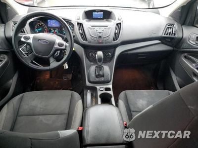 Zdjęcie 8 z 14 samochodu: 2013 FORD ESCAPE S VIN:1FMCU0F76DUB19946 - miniatura
