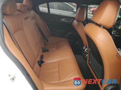 Zdjęcie 10 z 14 samochodu: 2022 ALFA ROMEO GIULIA SUPER VIN:ZARFANBN2N7653138 - miniatura