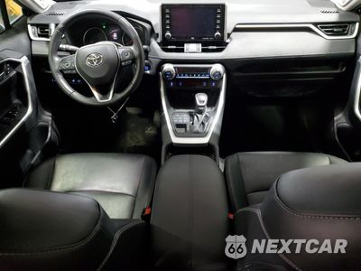 Zdjęcie 8 z 15 samochodu: 2021 TOYOTA RAV4 XLE PREMIUM VIN:2T3A1RFV9MW240562 - miniatura
