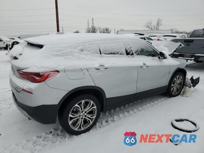 Trzecie zdjęcie samochodu z tyłu: 2018 BMW X2 XDRIVE28I VIN:WBXYJ5C37JEF74561 - miniatura