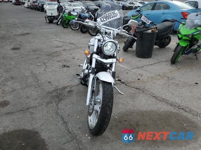 Drugie zdjęcie samochodu z przodu: 2013 YAMAHA XV1900 CU VIN:JYAVP27E1DA015858 - miniatura