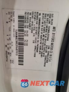 Zdjęcie 12 z 12 samochodu: 2003 LINCOLN TOWN CAR SIGNATURE VIN:1LNHM82WX3Y687013 - miniatura
