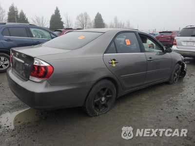 Trzecie zdjęcie samochodu z tyłu: 2005 TOYOTA CAMRY LE VIN:4T1BE32K45U977390 - miniatura