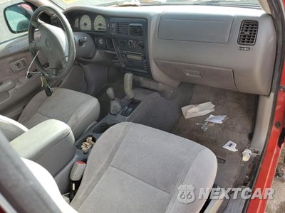 Zdjęcie 8 z 13 samochodu: 2004 TOYOTA TACOMA XTRACAB VIN:5TEWN72N14Z367816 - miniatura