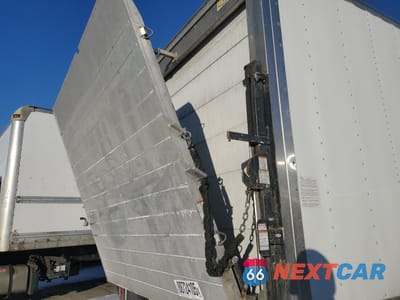 Zdjęcie 10 z 14 samochodu: 2020 ISUZU NPR HD VIN:JALC4W168L7012172 - miniatura