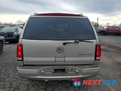 Zdjęcie 6 z 13 samochodu: 2004 CADILLAC ESCALADE VIN:1GYEK63N84R108839 - miniatura