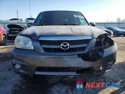 Piąte zdjęcie samochodu w środku: 2005 MAZDA TRIBUTE S VIN:4F2YZ941X5KM52100 - miniatura