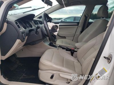 Zdjęcie 7 z 15 samochodu: 2015 VOLKSWAGEN GOLF VIN:3VW217AU0FM006898 - miniatura