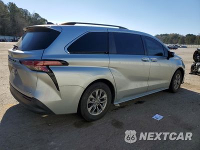 Trzecie zdjęcie samochodu z tyłu: 2021 TOYOTA SIENNA XLE VIN:5TDYRKEC7MS006131 - miniatura