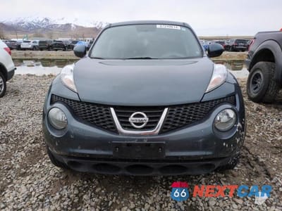 Piąte zdjęcie samochodu w środku: 2014 NISSAN JUKE S VIN:JN8AF5MRXET455070 - miniatura