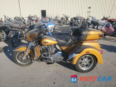 Trzecie zdjęcie samochodu z tyłu: 2023 HARLEY-DAVIDSON FLHTCUTG VIN:1HD1MAF16PB857046 - miniatura