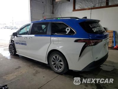 Drugie zdjęcie samochodu z przodu: 2021 TOYOTA SIENNA LE VIN:5TDBSKFC0MS028111 - miniatura