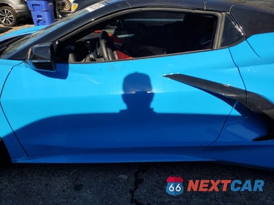 Zdjęcie 7 z 11 samochodu: 2023 CHEVROLET CORVETTE STINGRAY 2LT VIN:1G1YB3D42P5118939 - miniatura