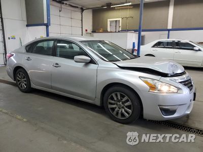 Czwarte zdjęcie samochodu z boku: 2015 NISSAN ALTIMA 2.5 VIN:1N4AL3AP8FC439761 - miniatura