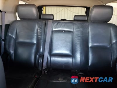 Zdjęcie 10 z 15 samochodu: 2011 CADILLAC ESCALADE VIN:1GYS4AEF1BR380734 - miniatura