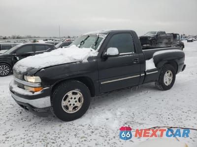 1999 CHEVROLET SILVERADO C1500 1GCEC14T0XZ174633 - główne zdjęcie licytacji z USA - miniatura
