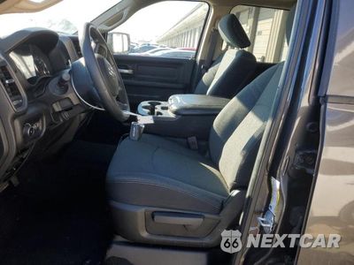 Zdjęcie 7 z 12 samochodu: 2019 RAM 2500 TRADESMAN VIN:3C6UR5CL0KG559869 - miniatura
