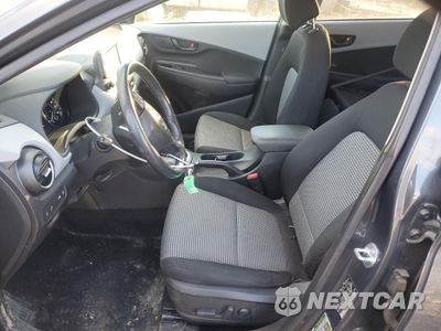 Zdjęcie 7 z 15 samochodu: 2018 HYUNDAI KONA SEL VIN:KM8K62AA9JU095609 - miniatura