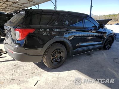 Trzecie zdjęcie samochodu z tyłu: 2021 FORD EXPLORER POLICE INTERCEPTOR VIN:1FM5K8AC4MNA19632 - miniatura