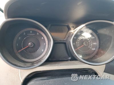 Zdjęcie 9 z 12 samochodu: 2014 HYUNDAI ELANTRA SE VIN:KMHDH4AE7EU091937 - miniatura