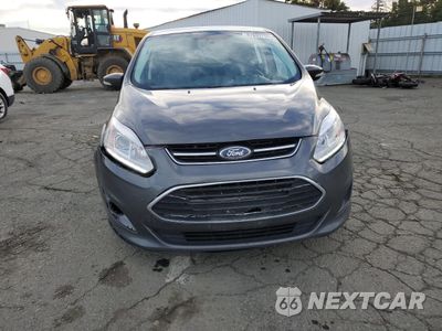 Piąte zdjęcie samochodu w środku: 2017 FORD C-MAX SE VIN:1FADP5EU2HL110960 - miniatura