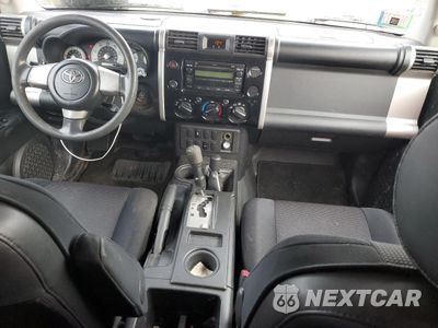 Zdjęcie 8 z 12 samochodu: 2007 TOYOTA FJ CRUISER VIN:JTEBU11F970090017 - miniatura
