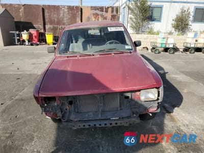 Piąte zdjęcie samochodu w środku: 1990 TOYOTA PICKUP 1/2 TON EXTRA LONG WHEELBASE DLX VIN:JT4VN93D9L5009815 - miniatura