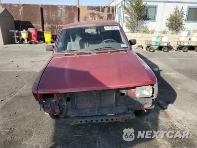 Piąte zdjęcie samochodu w środku: 1990 TOYOTA PICKUP 1/2 TON EXTRA LONG WHEELBASE DLX VIN:JT4VN93D9L5009815 - miniatura
