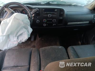 Zdjęcie 8 z 12 samochodu: 2011 GMC SIERRA K1500 SLE VIN:3GTP2VE32BG175650 - miniatura